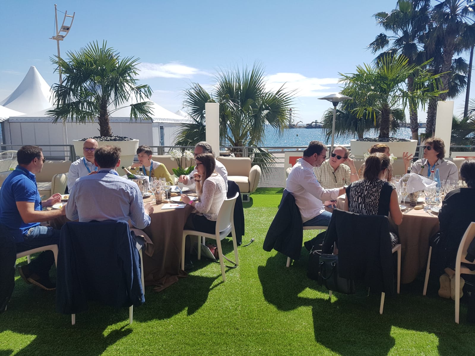 heavent meeting cannes terrasse VLS