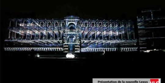 Projection_grande_image_lexus