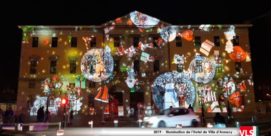 Illumination hotel de ville d'Annecy Son et Lumière Noel 2019