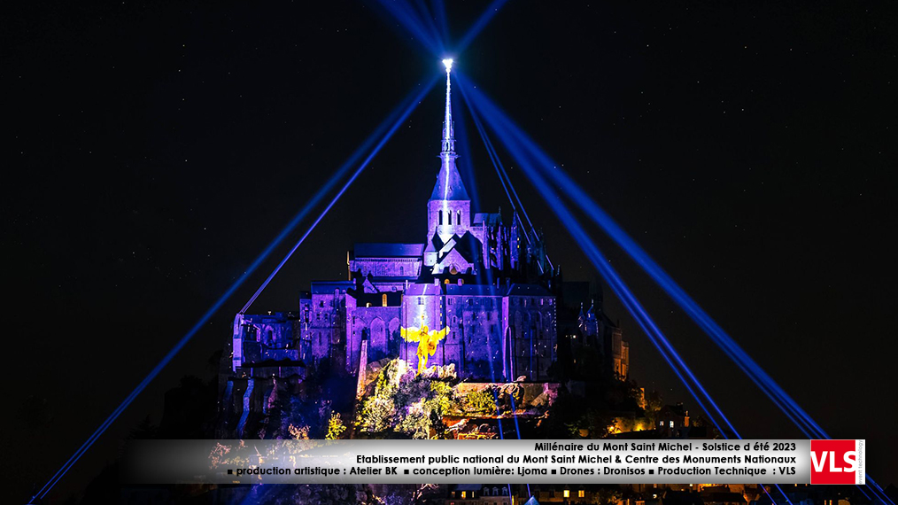 Millénaire du Mont Saint Michel - Solstice d été 2023 Etablissement public national du Mont Saint Michel & Centre des Monuments Nationaux ■ production artistique : Atelier BK ■ conception lumière: Ljoma ■ Drones : Dronisos ■ Production Technique : VLS